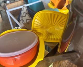 Tupperware 
