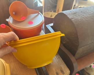 Tupperware 