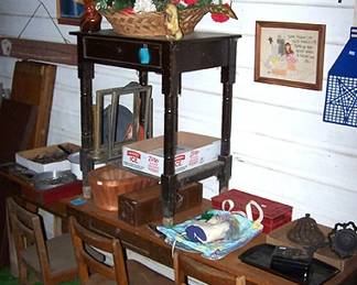 6 ft. school desk w/ 3 chairs, one drawer table
