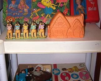 Vintage Zoofie-Goofies, Marx Jane West and girl's china teaset