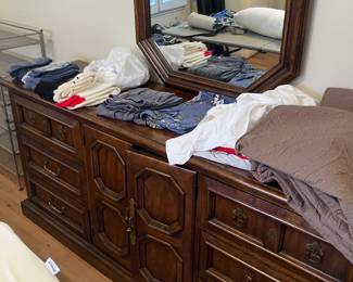 Dresser & Mirror Bedroom set. Camelot by Dixie