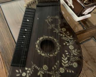 Antique/Vintage Chord Zither