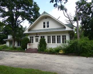 See prices & more info, copy & paste link: https://beforeudemo.com/sale/burr-ridge-4000sf-on-4-acres-demolition-sale-cms22t