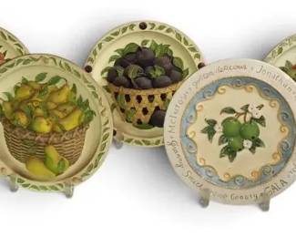 Vintage Rhodes Studios Bountiful Harvest 3D Fruit Plates Set of 4 Decorative Fruit Plate 5 Pc