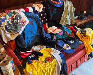 Marquette, AC/DC, vintage hats