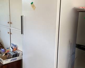 Freezer $125