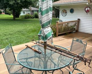 Patio set with umbrella and 4 chairs