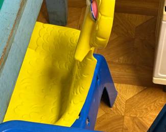 big bird kids chair