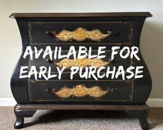 Bombay chest of drawers 27.5“(L) x 16“(W) x 32“(H) — $175 — CALL OR TEXT 507-458-2542 for more pictures or information