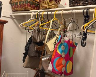 Purses & baskets