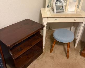Vanity & bookshelf