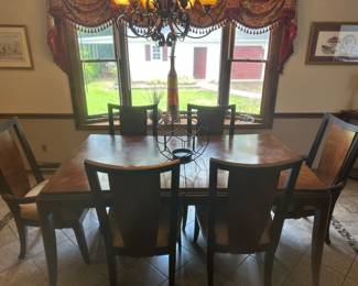 Mid Century Modern Dinning Table