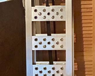 FOLDING ALUMINUM LOADING RAMP