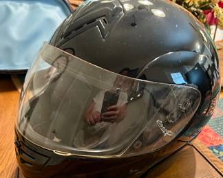 FULL-FACE MOTORCYCLE HELMET