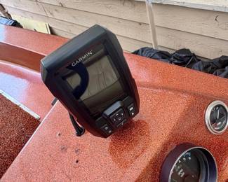 GARMIN STRIKER 4 FISHFINDER / GPS