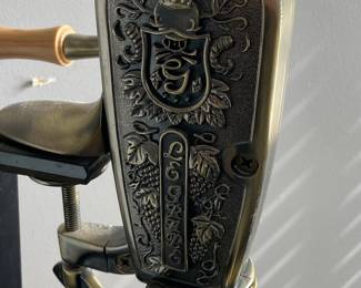 Rogar Estate Table Top Wine Bottle Opener