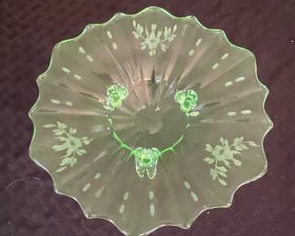 Depression Glass Vaseline Glass Three-Footed Bowl with Floral Etching