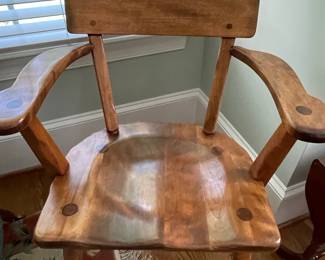 Cushman Colonial Creations Malden Armchair No. 4-24A