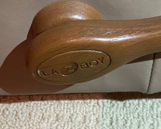 La-Z-Boy Pinnacle Recliner