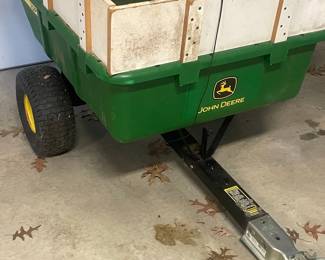 John Deere 10P Poly Utility Cart