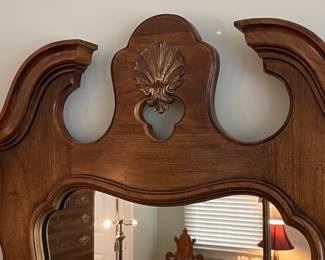 Thomasville Queen Anne Style Walnut Wall Mirror