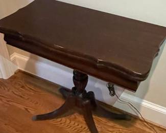 Vintage Mahogany Flip Top Pedestal Card Table