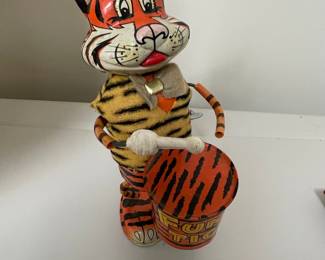 Louis Marx "Funny Tiger" Drummer Tin Litho Wind-Up Toy
