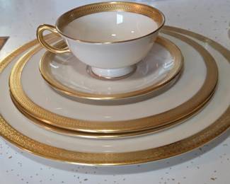 Lenox "Lowell" china pieces