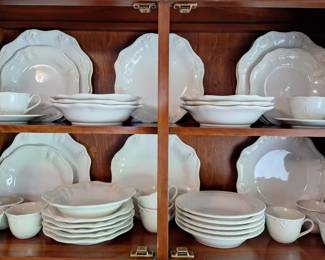 Butler's Pantry by Lenox dishes