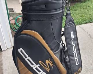 Cobra golf club bag
