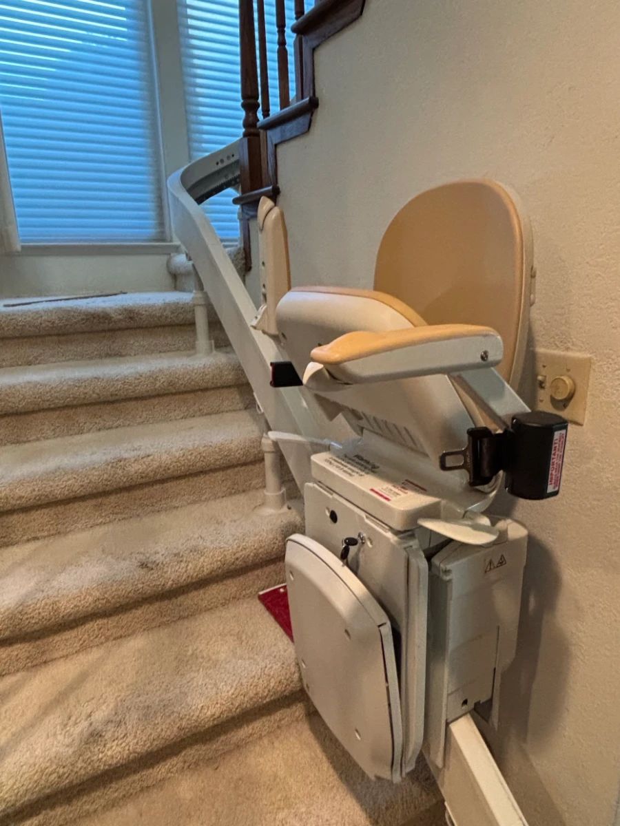 Acorn Stairlift fourth image