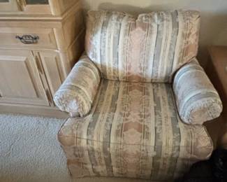 Traditional Upholstered Armchair second image