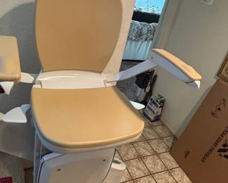 Acorn Stairlift second image