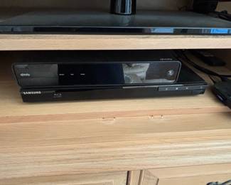 Samsung Bluray Player and Xfinity XGv DVR Set