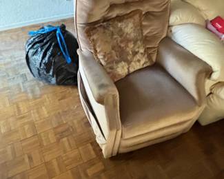 Vintage Upholstered Lift Chair