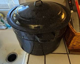 Graniteware Enamel Canner Pot with Rack