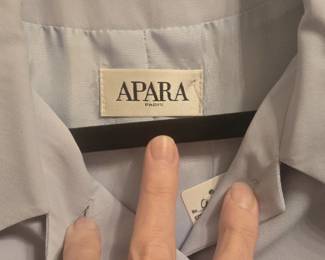 SUIT LABEL