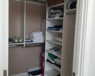 Closet system