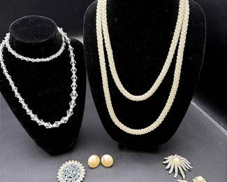 A Gatsby Inspired Jewelry Lot Featuring A Rhinestone And Faux Pearl Brooch & Clip-On Earring Set