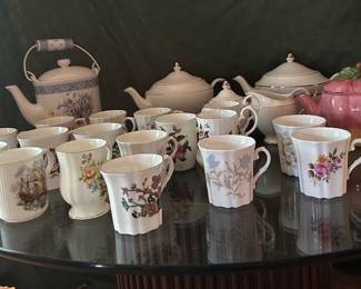 Tea Cups and Tea Pots