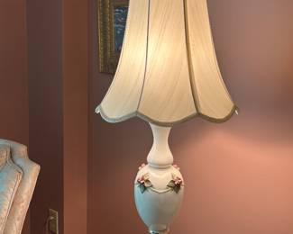 Porcelain Lamp Set