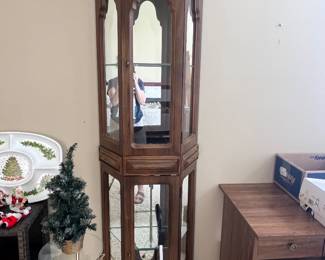 Curio cabinet 