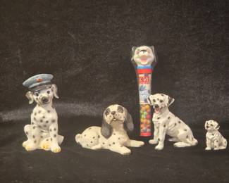 4 Dalmatian Figurines and 101 Dalmatians Tart n Tinys Candy