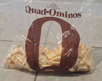 1978 Quad-Ominos Game