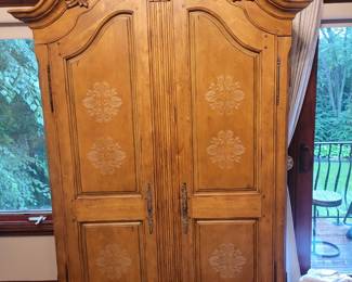 Armoire