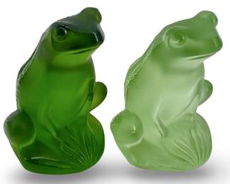 2pc Lalique Satin-Finished Green Crystal Frogs