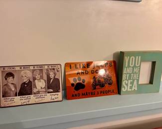 (3) Fun Wall Art Decorations