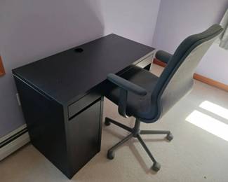 Black Wooden Desk & Grey Chair With Wheels