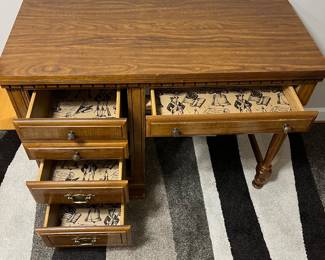 H84 - $60. 2 Piece Desk with Hutch. Desk measures 40.5” W x 18” D x 30.25“ Tall. Top shelf unit measures 40“ W x 11.25” D x 44.5” Tall. Everything works - minor surface wear - see photos.