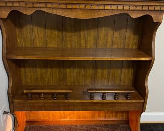 H84 - $60. 2 Piece Desk with Hutch. Desk measures 40.5” W x 18” D x 30.25“ Tall. Top shelf unit measures 40“ W x 11.25” D x 44.5” Tall. Everything works - minor surface wear - see photos.